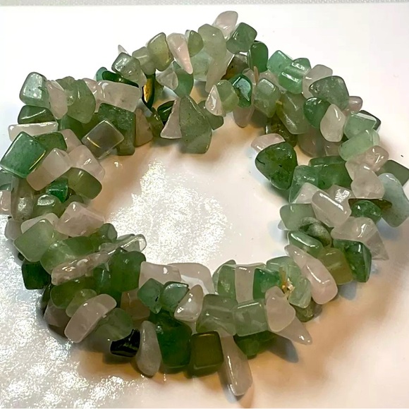 💚 Quartz‎ and Green Dyed Quartz Cluster Bracelet 💚 - Picture 1 of 2